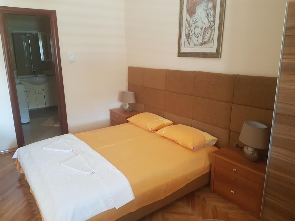 Apartments Grispolis Тиват Экстерьер фото